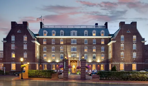 Hotel Viking's Centennial Refresh: Newport Landmark Enters a New Era