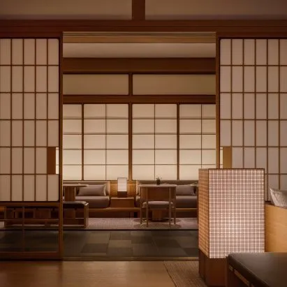 京都嘉佩樂酒店：隈研吾與町屋韻律的當代交響