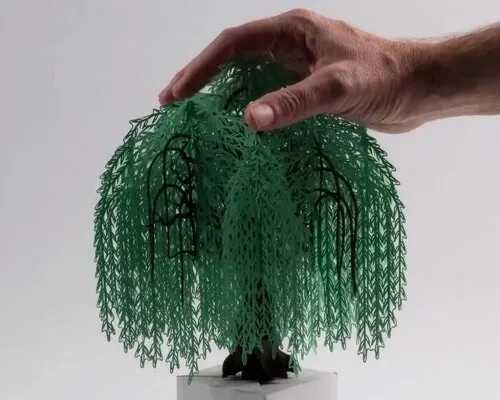 詩意摺紙： Kirigami 藝術的植物敘事