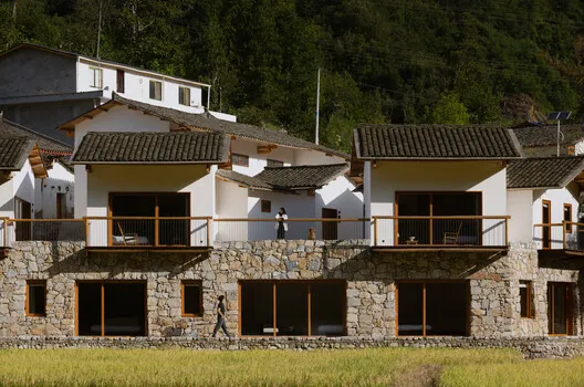 寧陝麓宅：山村秘境中的詩意棲居