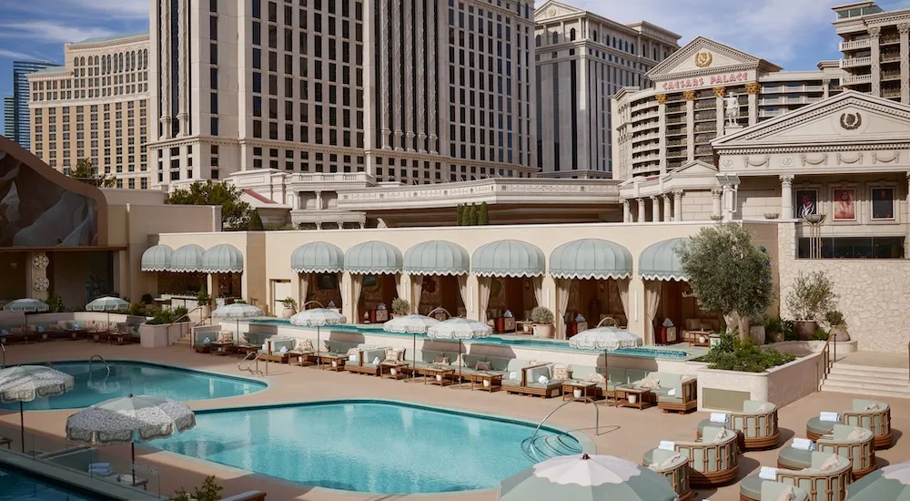 OMNIA's Daytime Revelation at Caesars Palace: Mediterranean Grace Meets Vegas Thrills