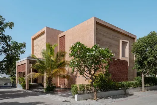Neeti – The Lime House: A Paradigm of Climate-Responsive Architecture in Gujarat