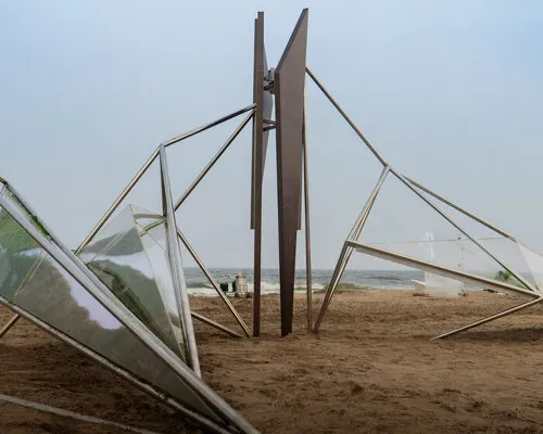 Luminous Wings: A Poetic Exploration of Light and Structure on China's Coastline