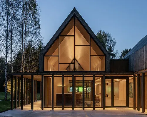 Poetic Sanctuary: Lithuanian Timber Retreat, Where Architecture Dissolves into the Woodland Tapestry