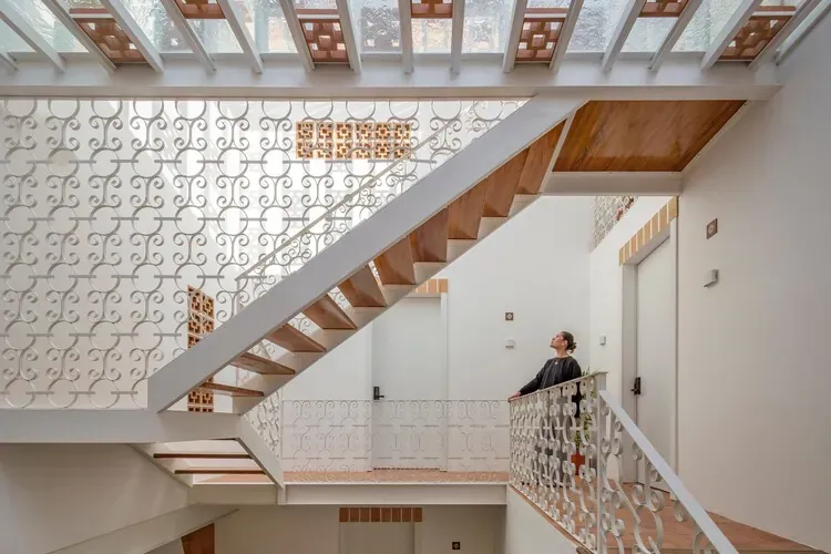 Casa Sabina: The Art of Evolving Legacy in Residential Architecture