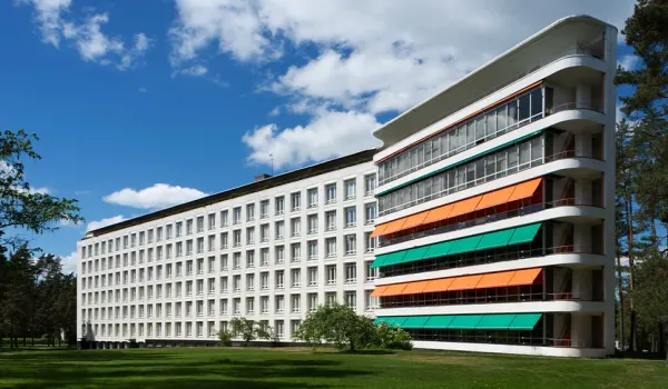 Navigating the Vanguard: Essential Insights Shaping Hospitality Design