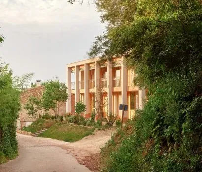 Casa Juià: Where Catalan Craftsmanship Meets Contemporary Living