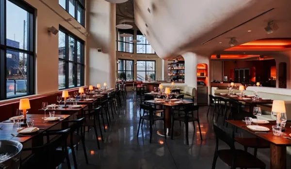 Füm Atlanta: Sculpting Fire, Form, and Italian Market Vivacity into a Dynamic Dining Environment