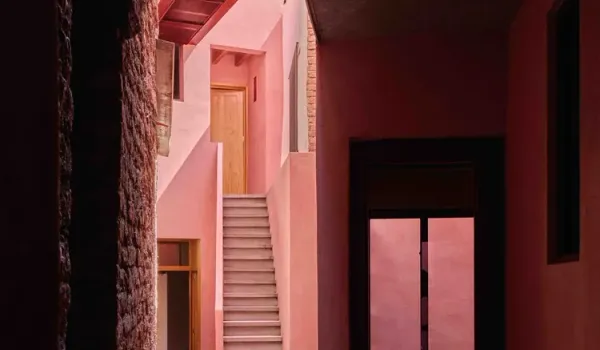 Guanajuato's Historic Reimagination: Hotel Casa de las Abuelas and the Art of Boutique Transformation