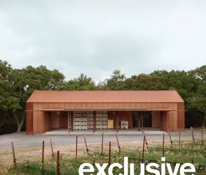 Functional Aesthetics and Terroir: Clayton Korte's Corten Steel Barn Harmonizes with California Vineyards