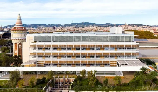 Hospital del Mar: Pioneering Future Healthcare Resilience Through Prefabricated Construction in Urban Environments